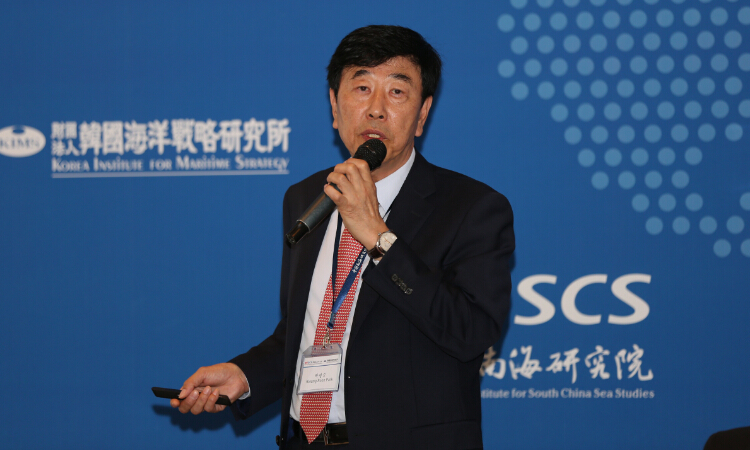 韩国海洋科学技术研究院副院长朴光淳发言