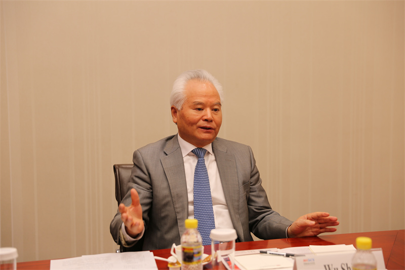 吴士存在京会见新加坡、瑞典外交使节