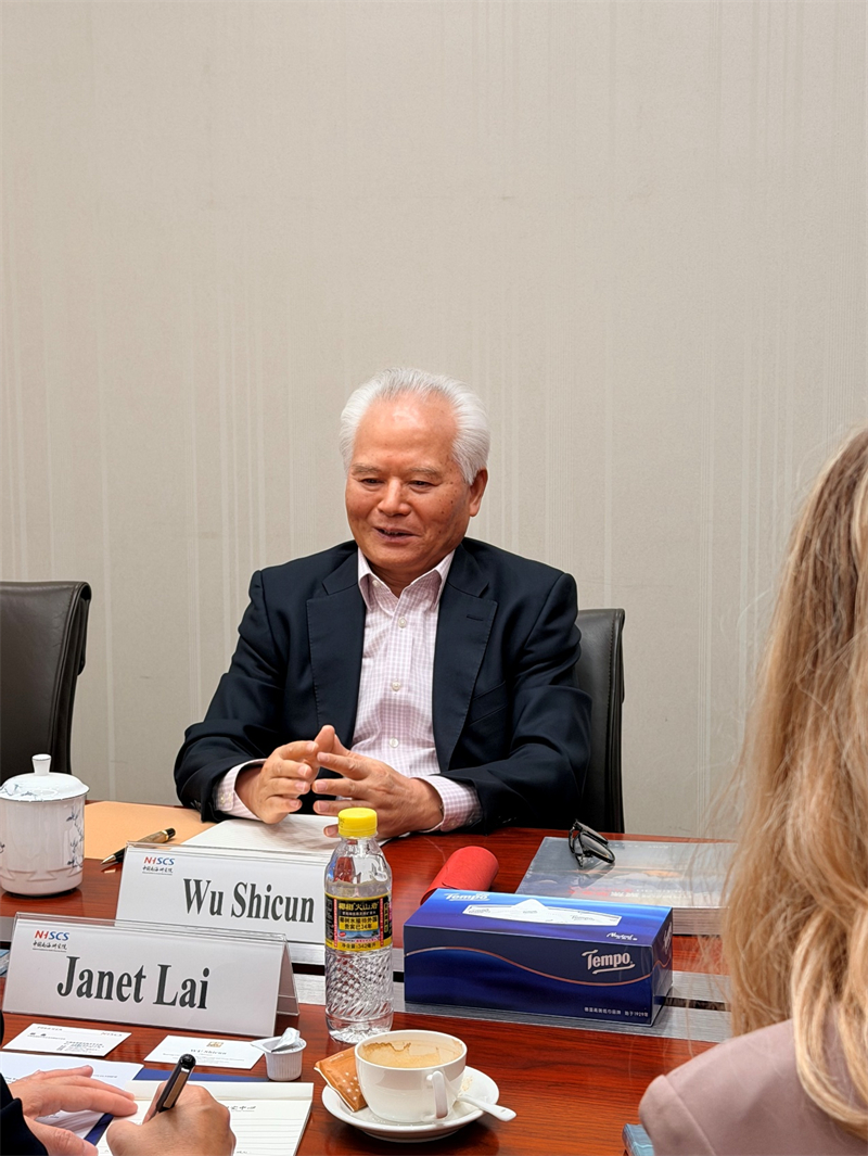 800-02.jpg
